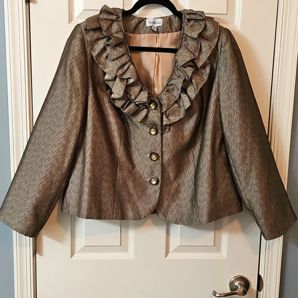 Nicolette Ruffled Blazer Jacket Elegant Wear Office Wear Career Minimalist - Picture 16 of 16